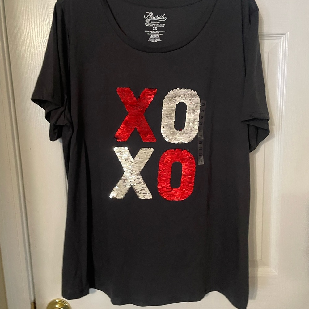 Fleurish Black Short-Sleeve Sequin XO Tee - Red & Silver